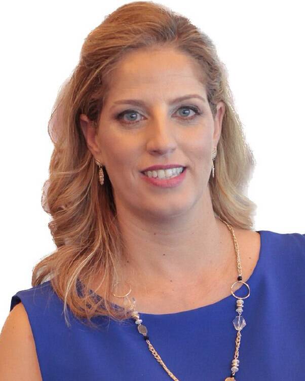 Д-р Хила Наго