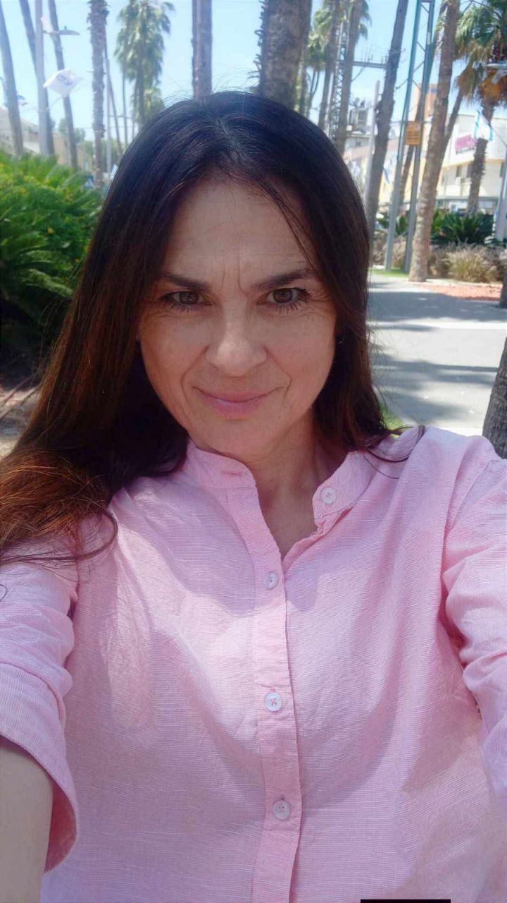 Ирина Попова